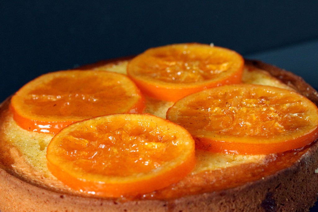 Orangen-Joghurt Kuchen mit kandierten Orangen - Whataboutdessert.com
